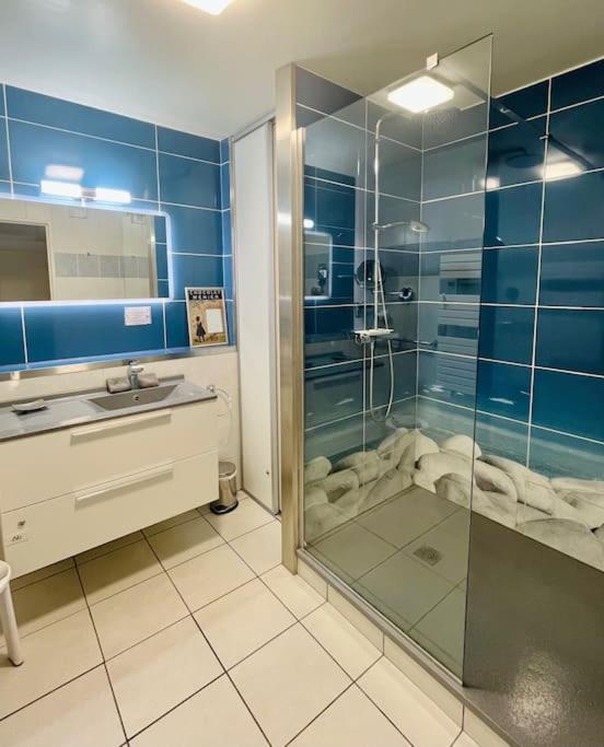 "Clavel 26" Joli T2 En Duplex A 3 Min Des Halles Sete Exterior photo